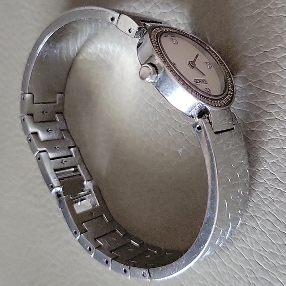 Authentic Coach Mother of Pearl & Diamond Watch - Picture 5 of 6